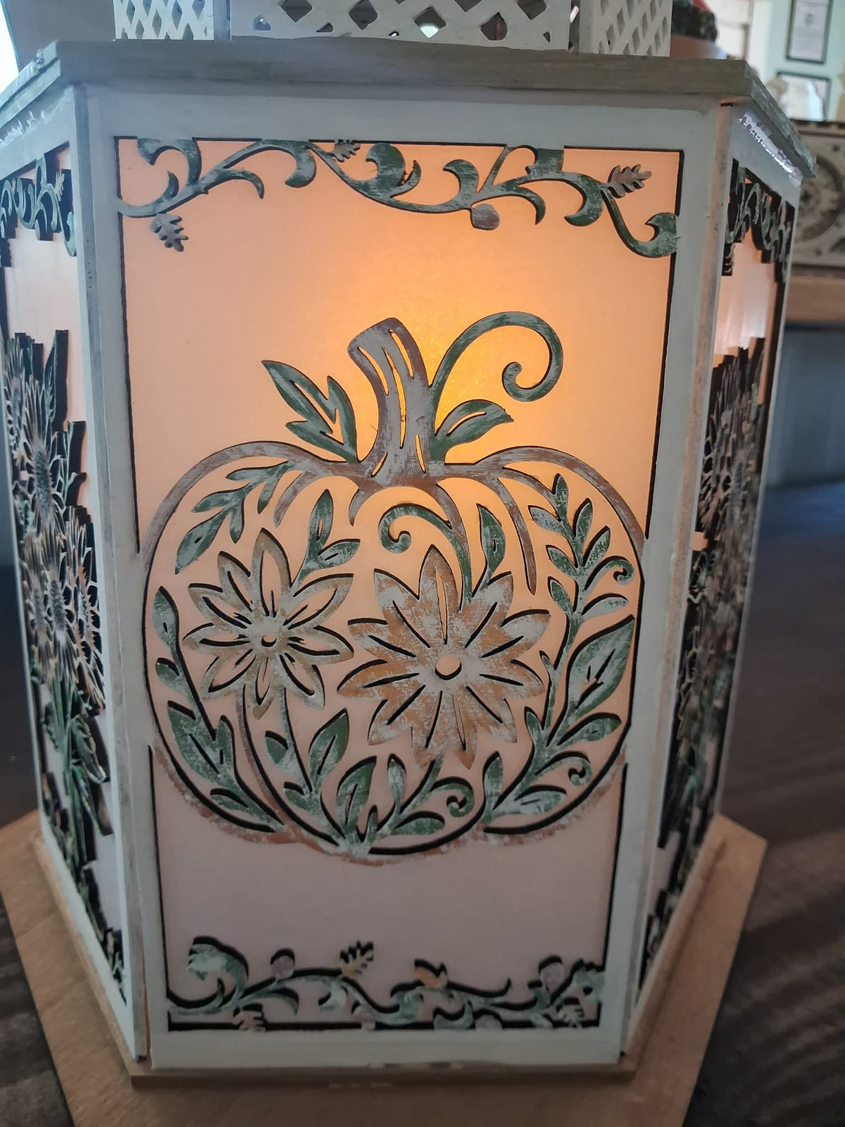 Large Fall Lantern (Pumpkin/Sunflower)